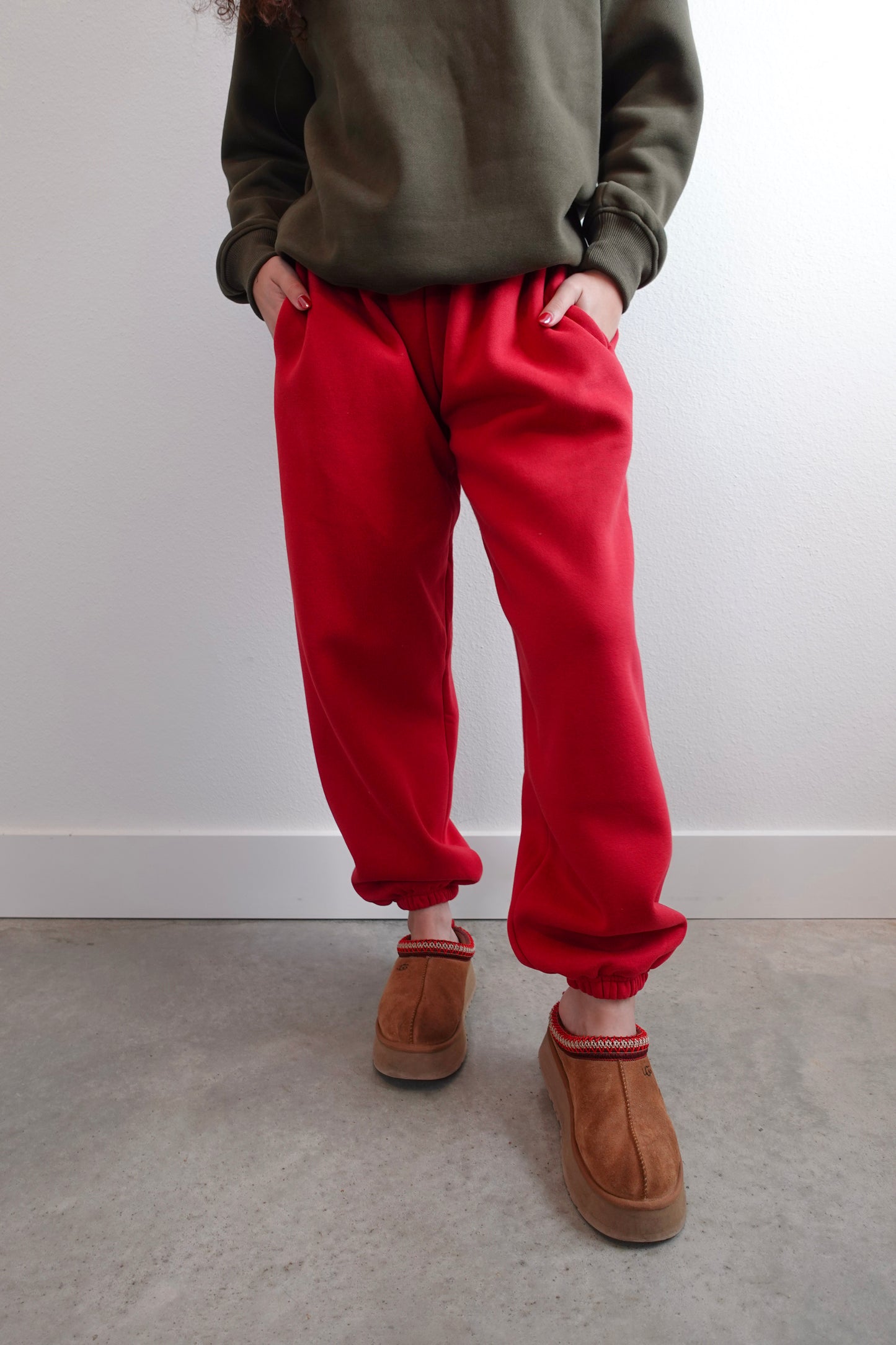 Cherry Overfit Jogger Pant