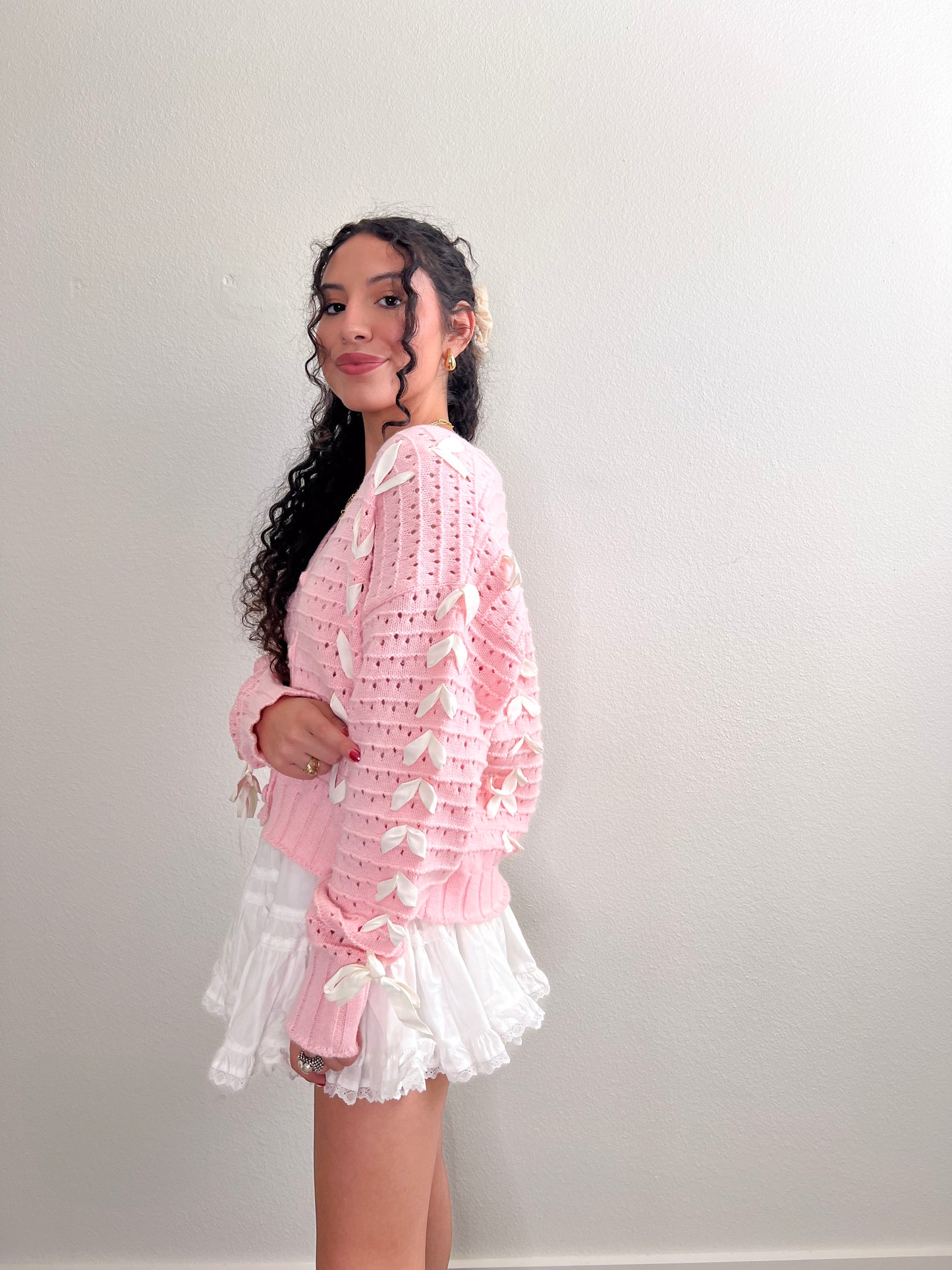 white and pink bow cardigan, bow cardigan, bow sweater, white, white skirt, white lace skirt, white mini lace skirt,